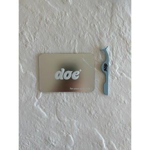 Doe Beauty Portable Hand Held Mirror and Applicator